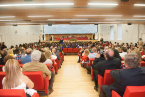 Más de 200 alumnos se gradúan en el Palacio de Congresos